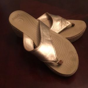 Cork and gold crocs platform sandal